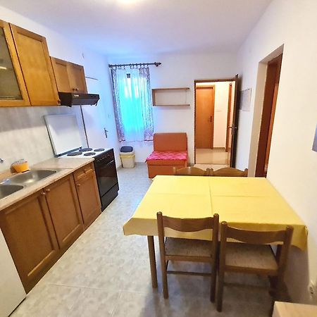 Mirjana F Apartaments Baška Exterior foto