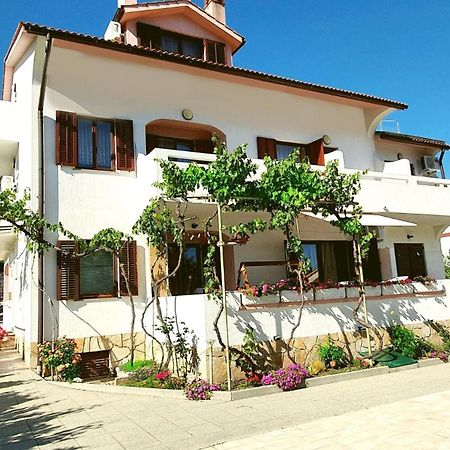 Mirjana F Apartaments Baška Exterior foto